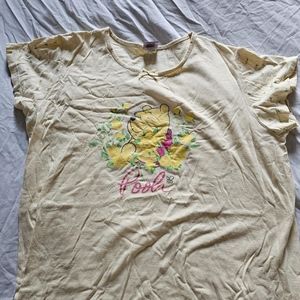 2002 Winnie the Pooh Disney nightgown